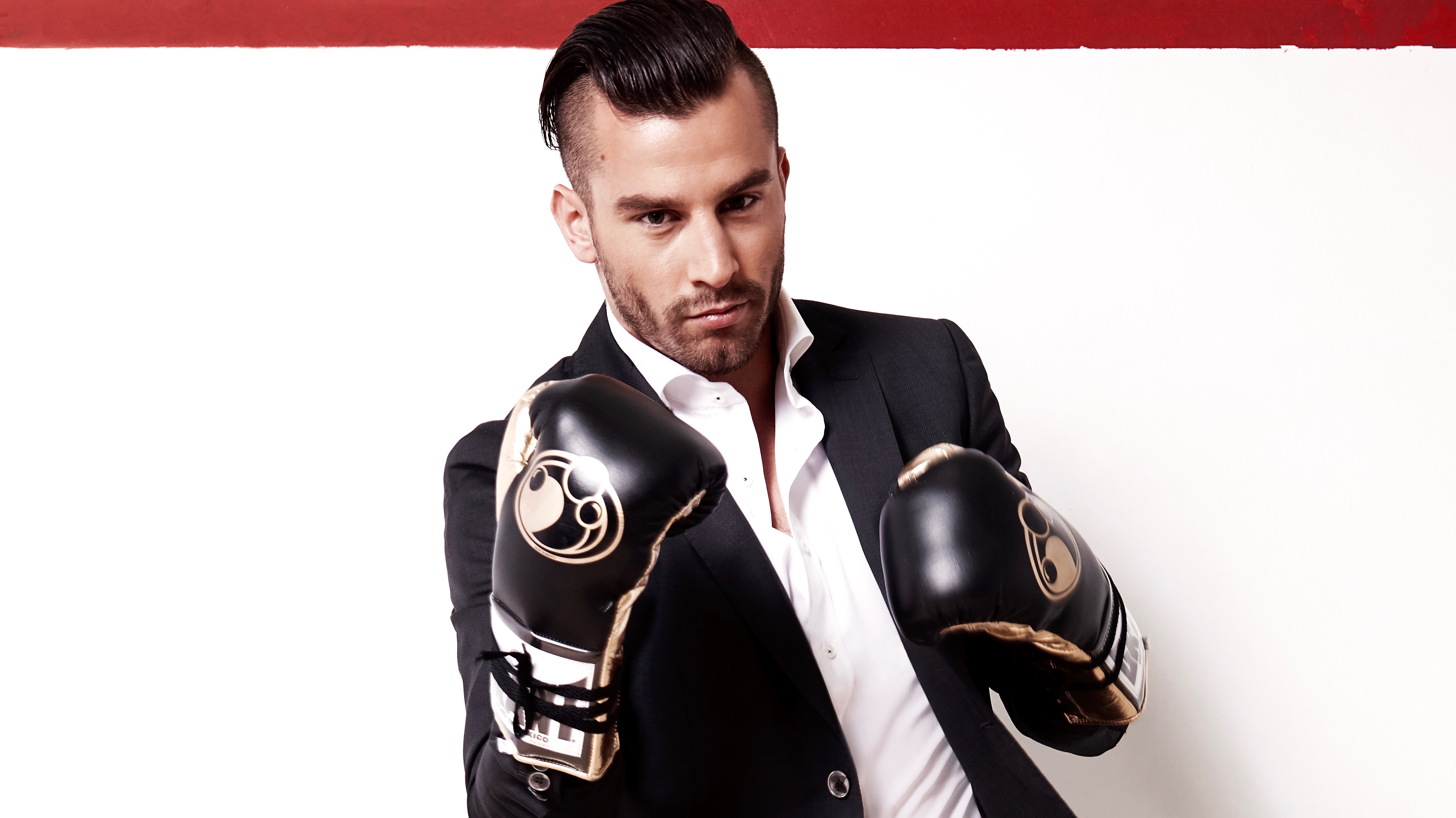 BOXING CHAMP DAVID LEMIEUX DELIVERS THE FITNESS 411 ...